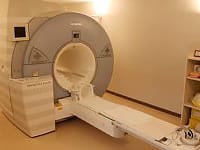 MRI